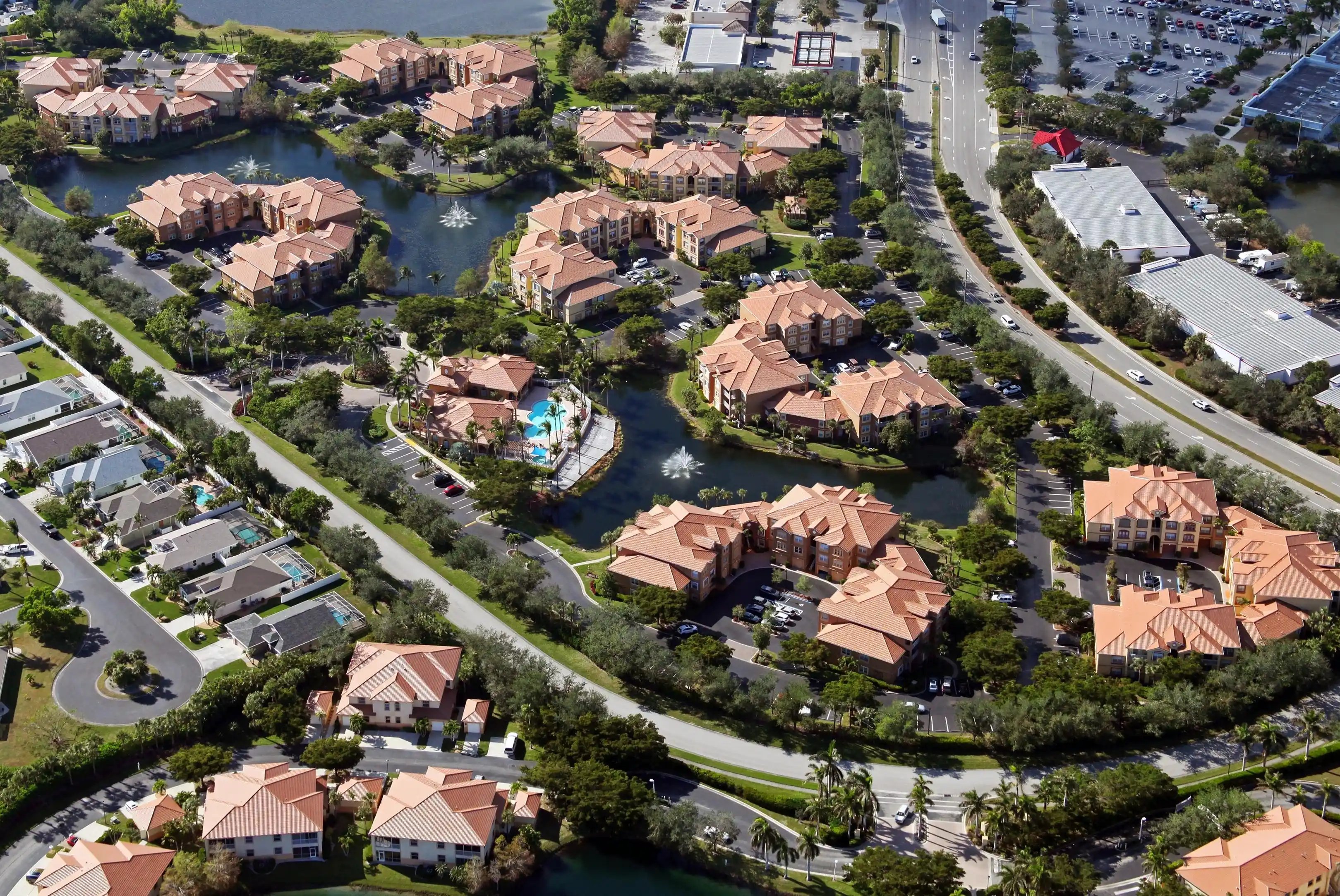 GardensAtBeachwalk_122024_2503