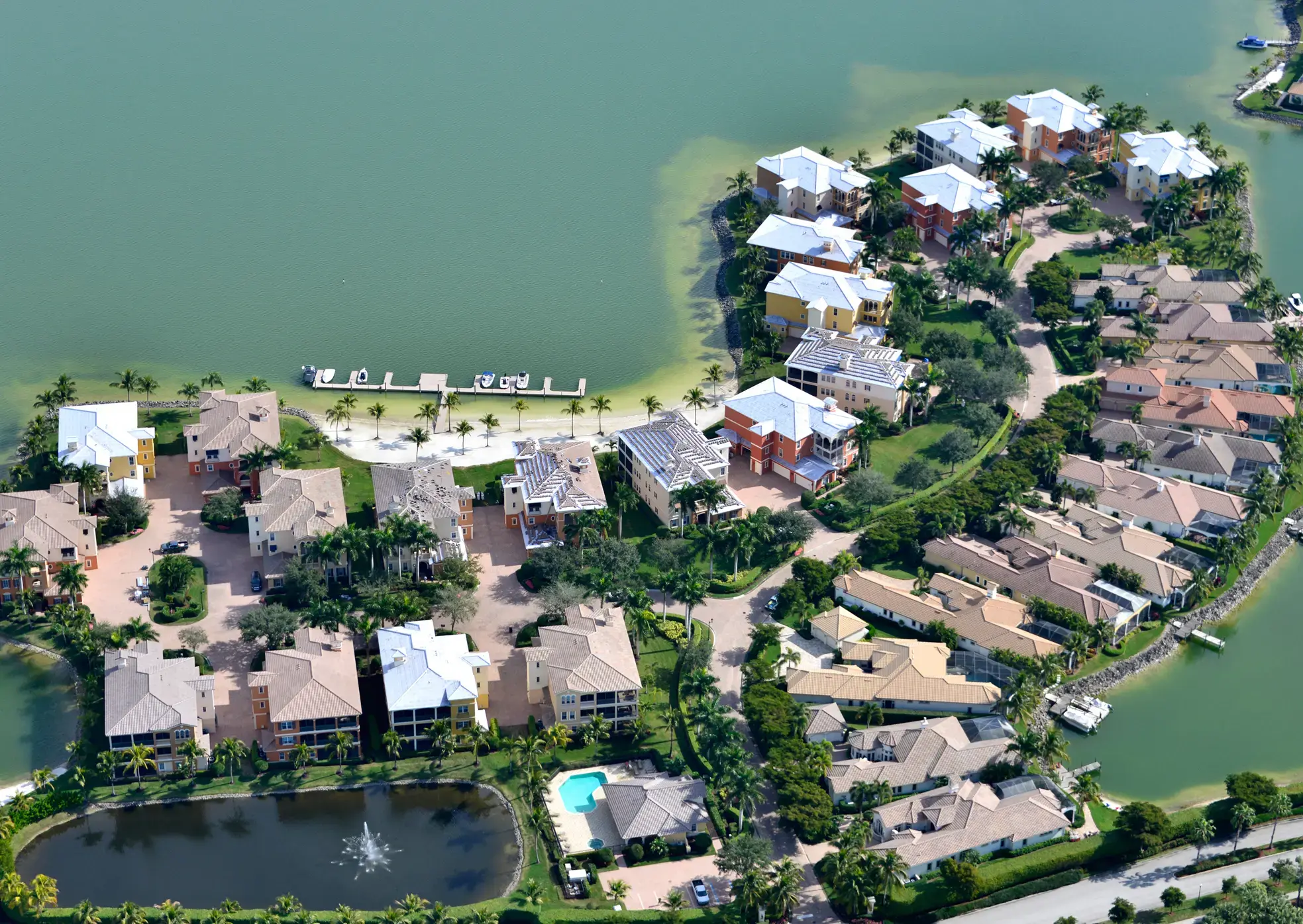 estero condo roofer